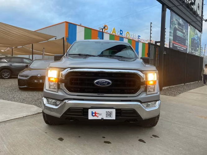 FORD F-150 XLT 3.3  2023