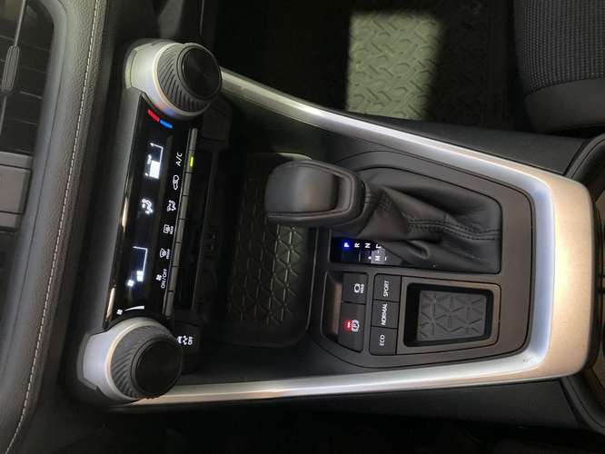 TOYOTA RAV 4  LE 2.0 4X2 CVT 2025 - Imagen 19