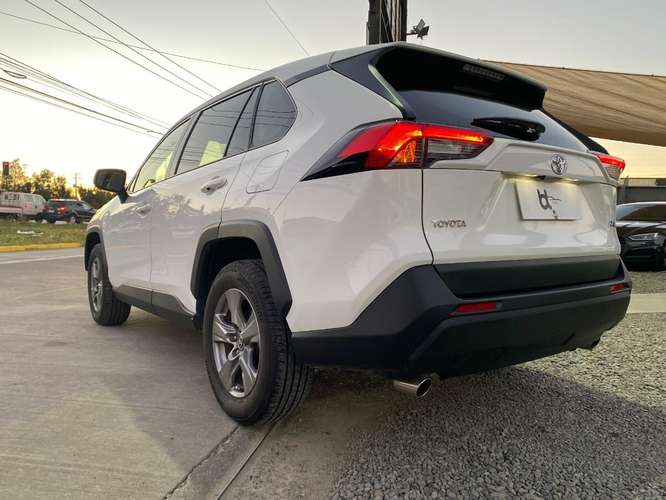 TOYOTA RAV 4  LE 2.0 4X2 CVT 2025 - Imagen 17