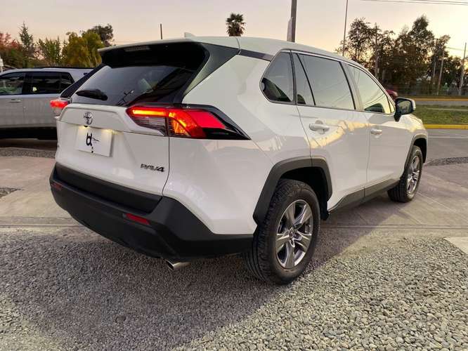 TOYOTA RAV 4  LE 2.0 4X2 CVT 2025 - Imagen 16