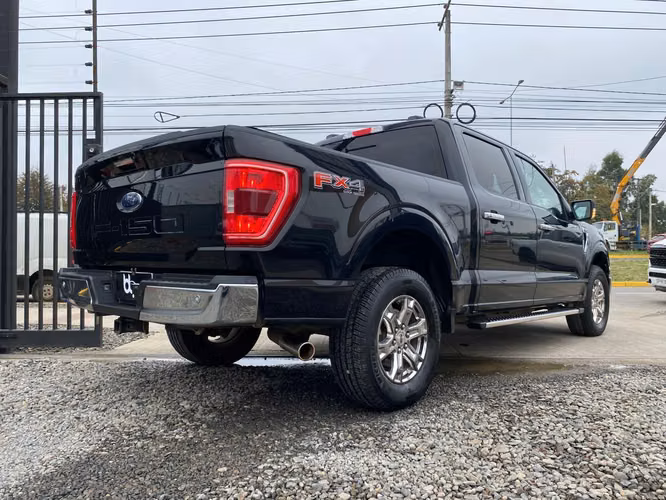 FORD F-150 XLT 4X4 5.0 2024