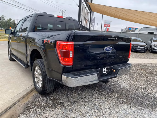 FORD F-150 XLT 4X4 5.0 2024