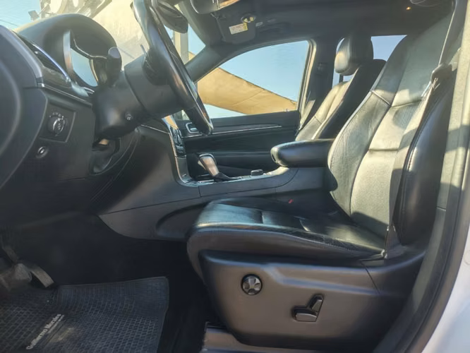 JEEP GRAND CHEROKEE LIMITED 3.6 AUT 4X4 2021