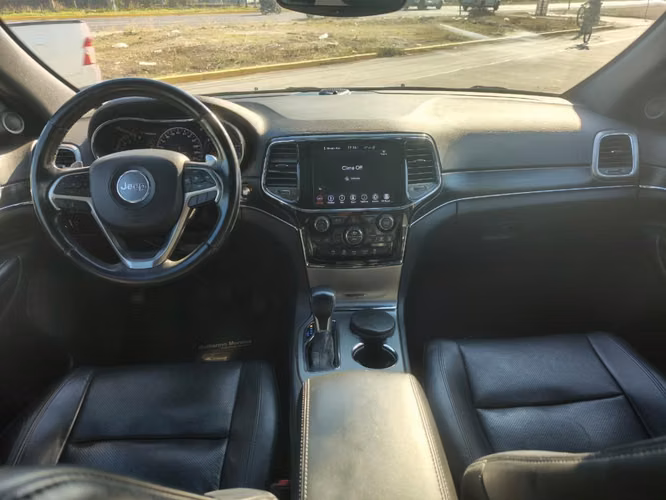 JEEP GRAND CHEROKEE LIMITED 3.6 AUT 4X4 2021