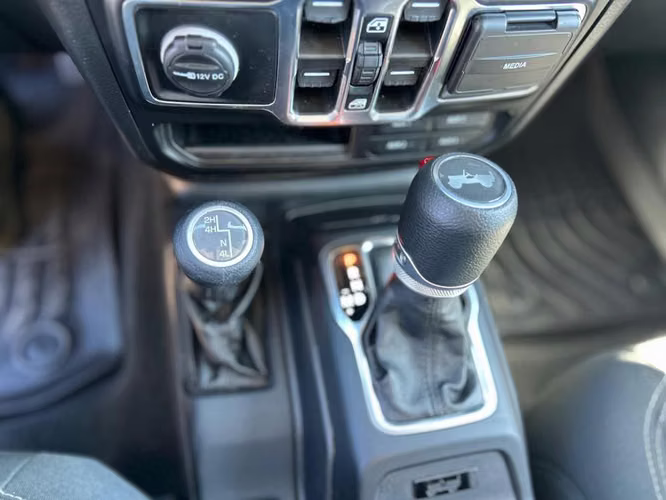 JEEP WRANGLER SAHARA UNLIMITED 2.0 2021