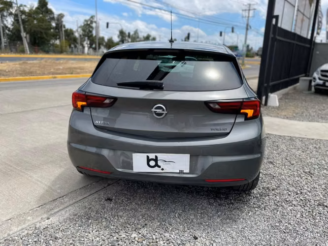 OPEL ASTRA  1.4 2019