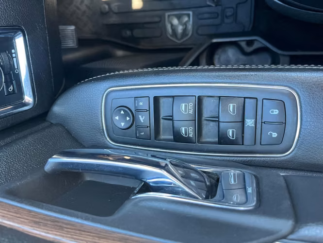 RAM 1500 LARAMIE 2018