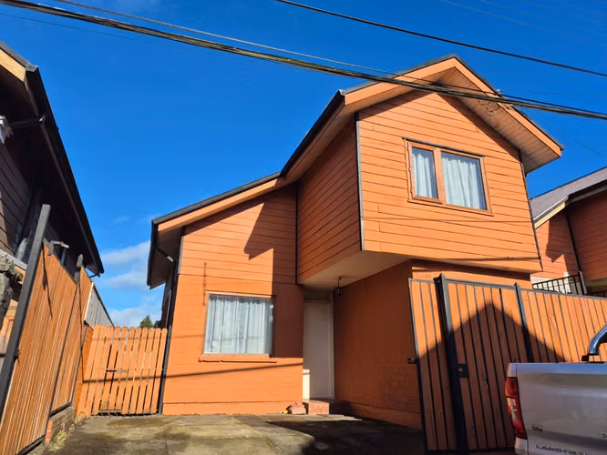 ARRIENDO CASA EN  ALTOS DE GAMBOA CASTRO