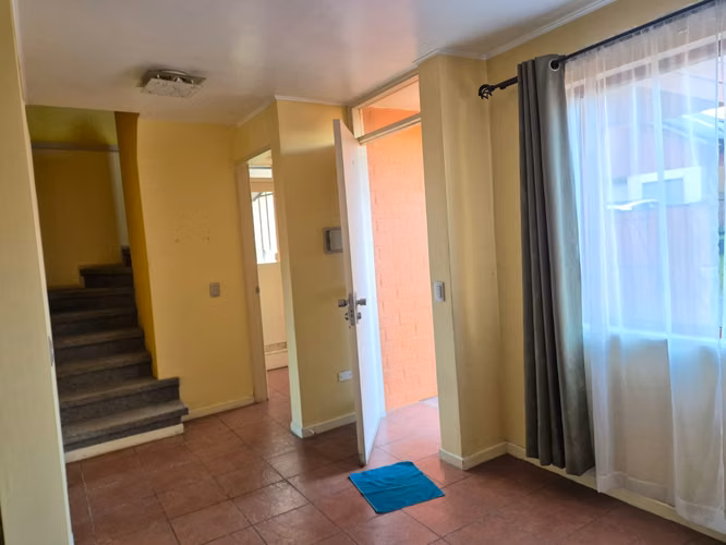 ARRIENDO CASA EN  ALTOS DE GAMBOA CASTRO