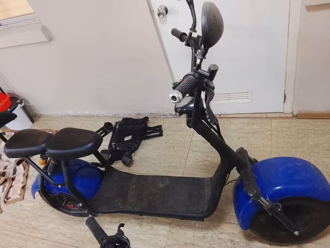 Scooter Eléctrico estilo moto