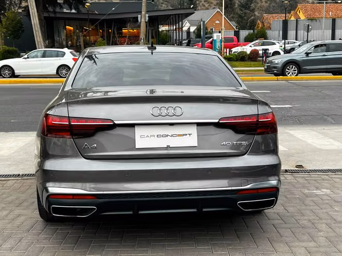 AUDI A4 40 TFSI 2.0T S LINE  2022