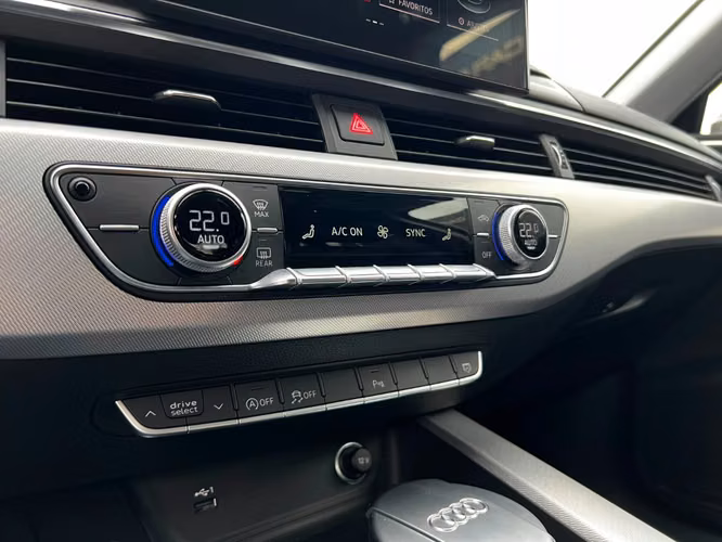 AUDI A4 40 TFSI 2.0T S LINE  2022