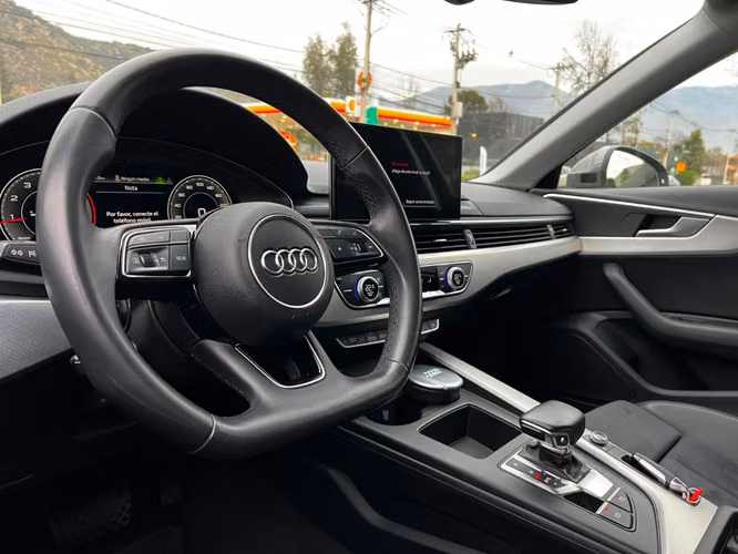 AUDI A4 40 TFSI 2.0T S LINE  2022