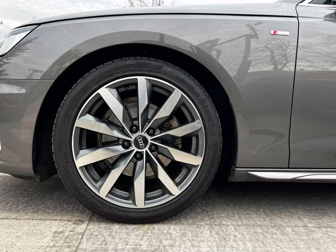AUDI A4 40 TFSI 2.0T S LINE  2022