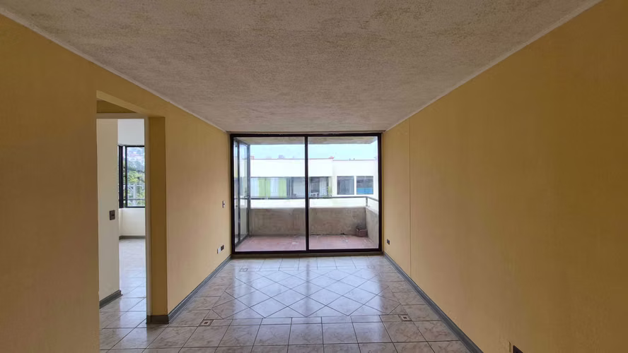 Arriendo departamento con excelente conextividad (174366)