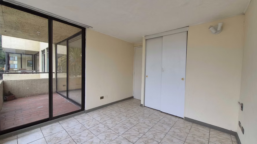Arriendo departamento con excelente conextividad (174366)