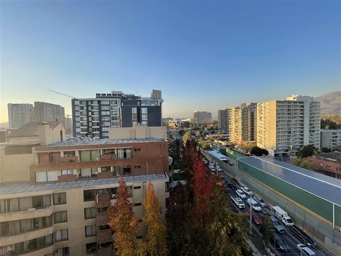 DEPARTAMENTO Nuncio Laghi / Metro Plaza Egaña