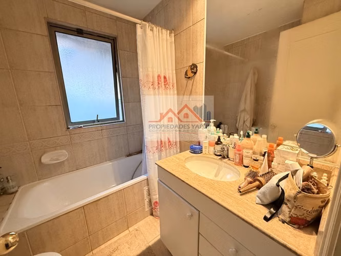 CASA MA - Altos del valle 1220, Huechuraba, Condominio Las Pataguas. Casa 5dorm 4 baños 122/312m2 piscina