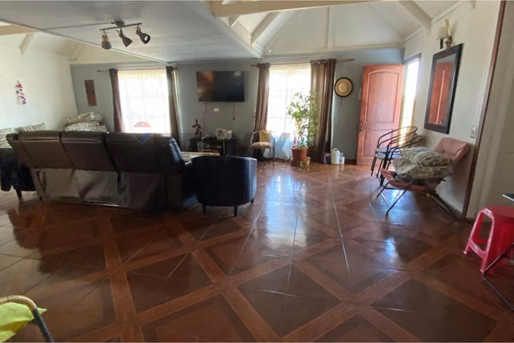 "oasis rural en yumbel: sueño de campo moderno"