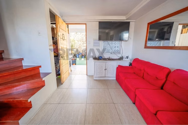 Departamento en venta 3d 1b en la reina