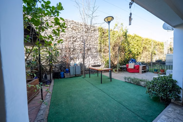 Departamento en venta 3d 1b en la reina