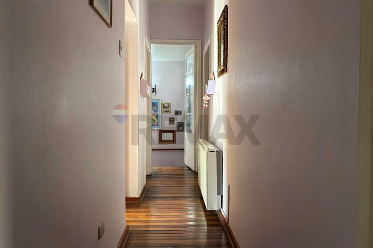 Excelente casa a pasos del metro republica