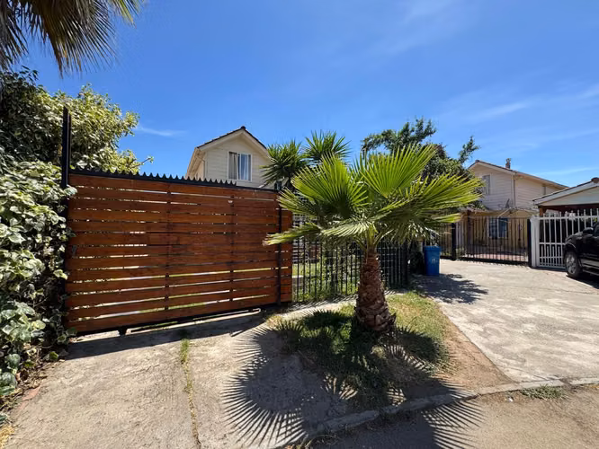SE VENDE HERMOSA CASA EN LARAPINTA, CON AMPLIO TERRENO - Imagen 4