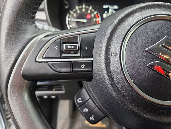 Suzuki Baleno 1.5  Glx  At 2025
