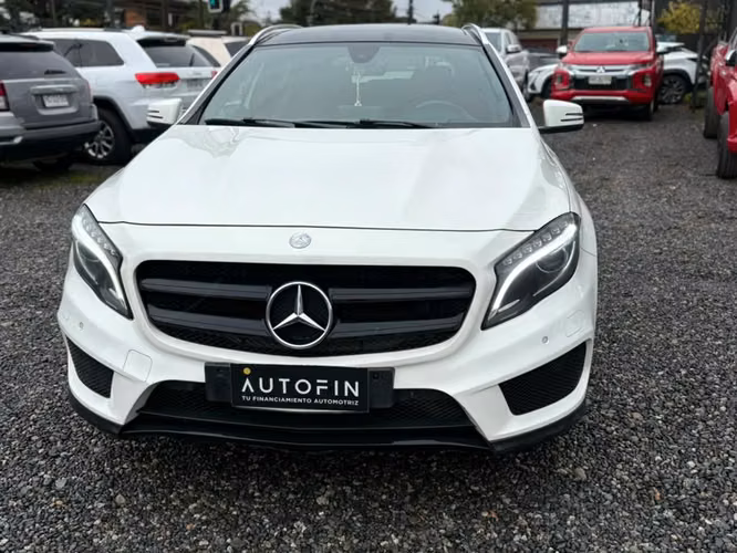 MERCEDES BENZ Gla 200 220 CDI 2016