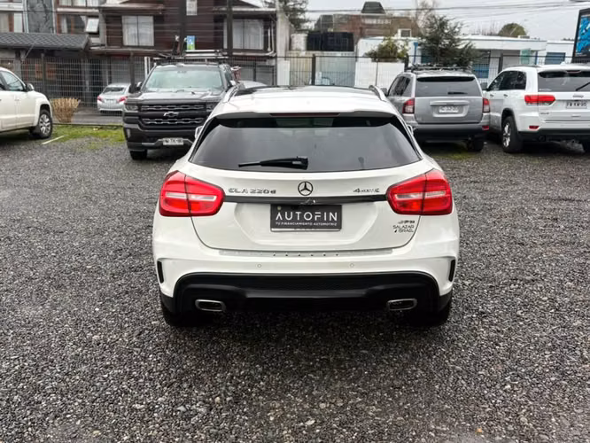 MERCEDES BENZ Gla 200 220 CDI 2016