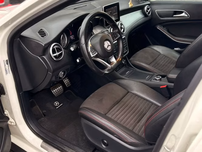 MERCEDES BENZ Gla 200 220 CDI 2016