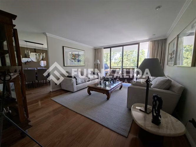 Departamento en venta de 3 dorm y 3 baños en Lo Barnechea - Imagen 2