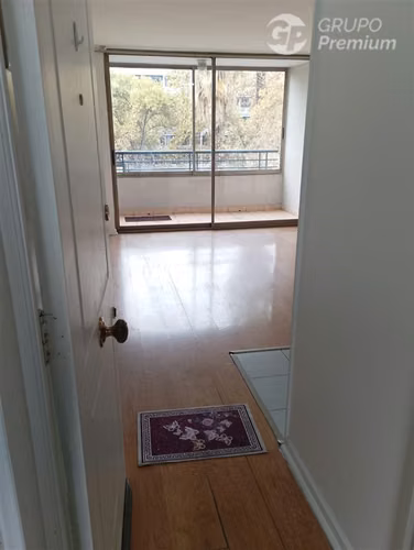 Luminoso Departamento con precio rebajado por apuro.