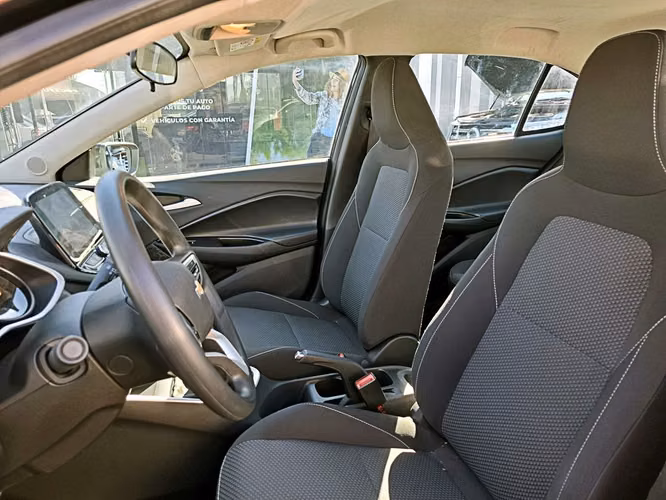 CHEVROLET ONIX 2025