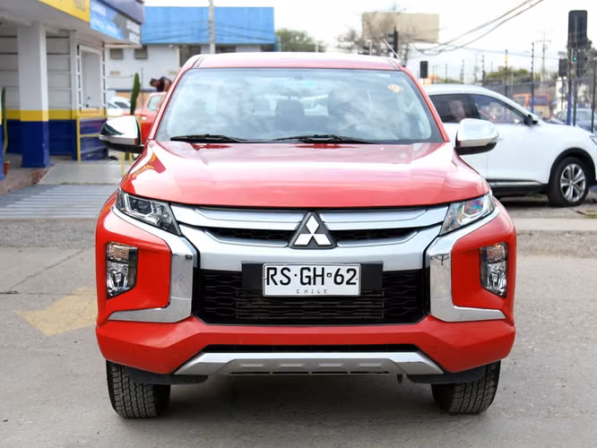 MITSUBISHI L200 2022