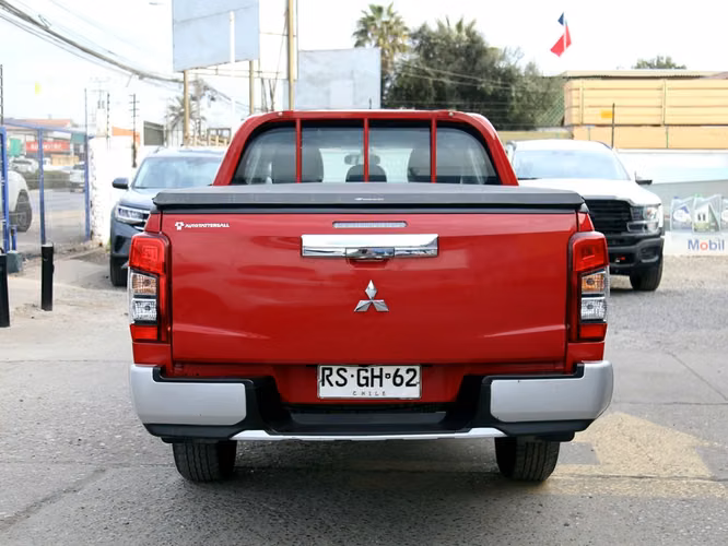 MITSUBISHI L200 2022