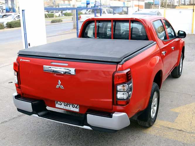 MITSUBISHI L200 2022