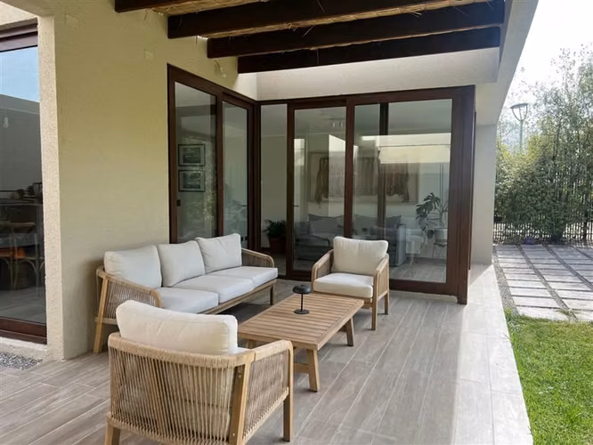 Casa en Arriendo de 3D Piedra Roja Condominio Alkura