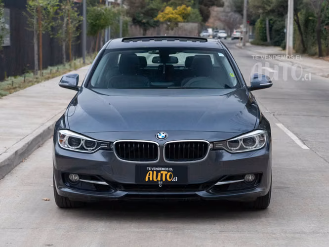 Bmw 320I Sport 2.0 2013