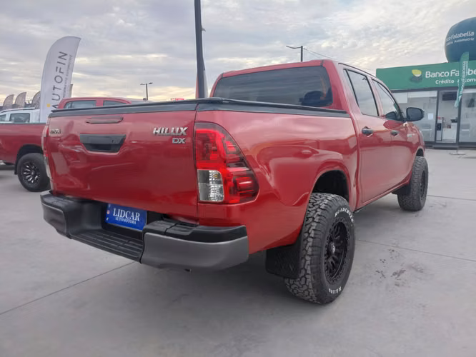 Toyota Hilux DX 2.4 2023