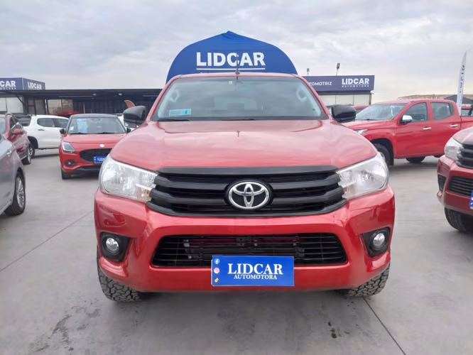 Toyota Hilux DX 2.4 2023
