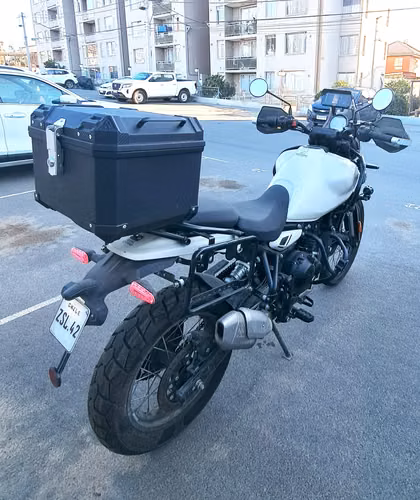 ¡OPORTUNIDAD ÚNICA! Royal Enfield Himalayan 450 (2025) – Full Equipada y Lista para Viajar