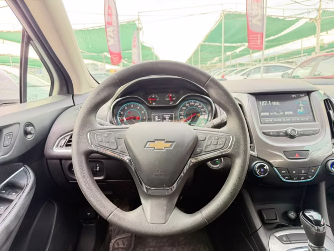 CHEVROLET CRUZE AUTOMATICO 2018