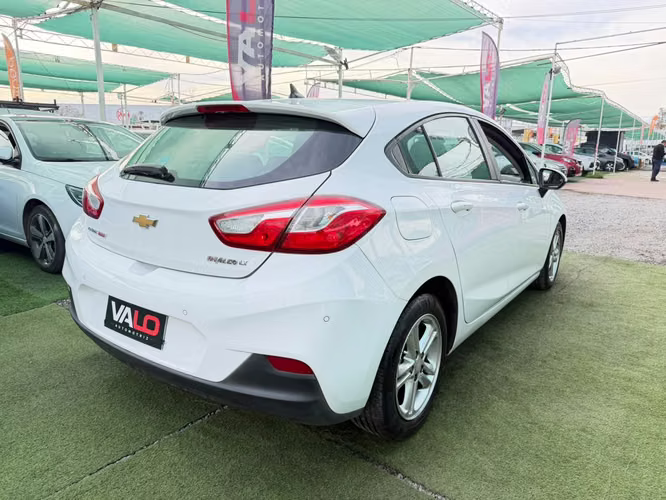 CHEVROLET CRUZE AUTOMATICO 2018