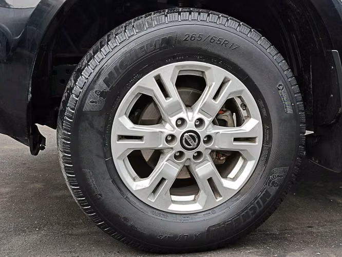 NISSAN NAVARA 2021 - Imagen 5