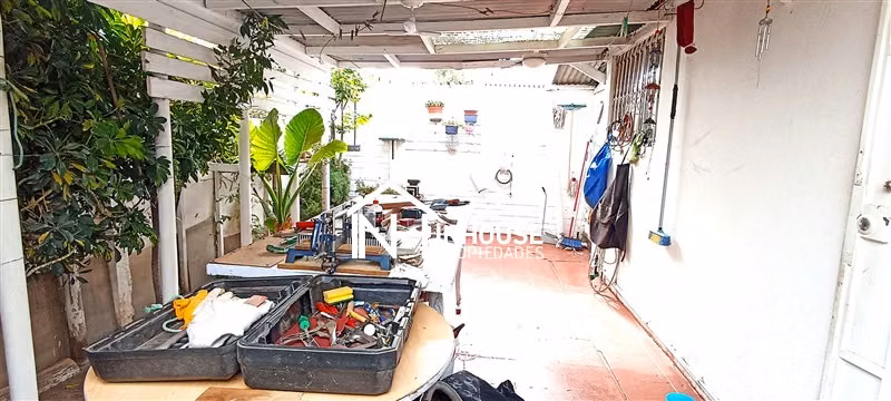 Casa en venta de 4 dorm. en Maipú
