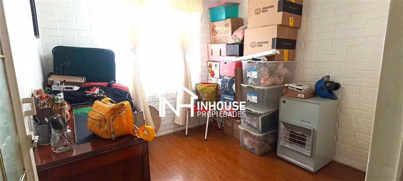 Casa en venta de 4 dorm. en Maipú