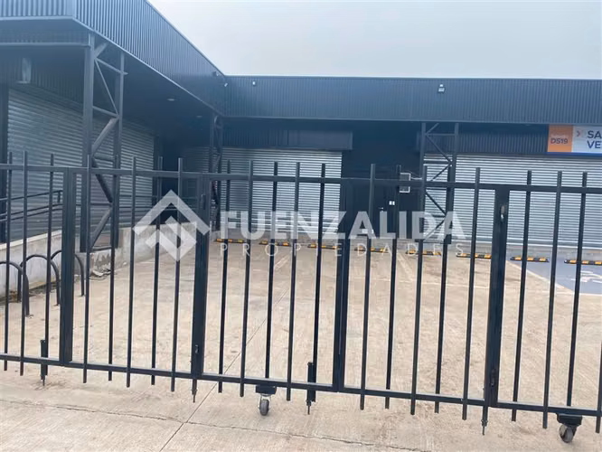 Local Comercial en arriendo, 1 baño, Comuna de Buín