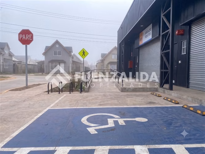 Local Comercial en arriendo, 1 baño, Comuna de Buín