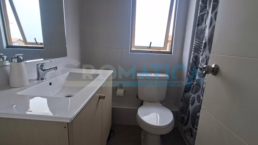Arriendo casa En Condominio La Viña, Machalí